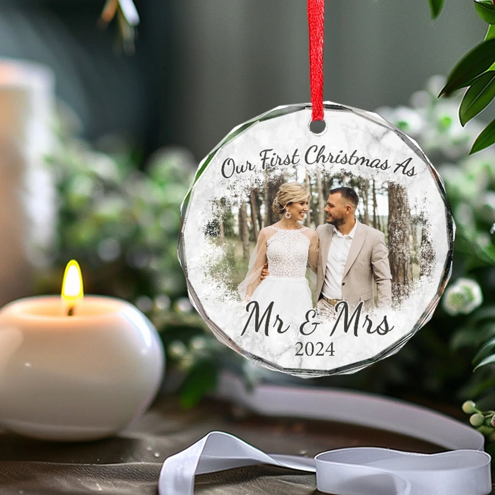 Christmas Birthday Gifts for Her, Wife, Custom Wedding Glass Ornament, Mr and Mrs Gifts - New Arrival, Christmas Gift For Pet Owners, Pet Lovers, First Christmas AMZ