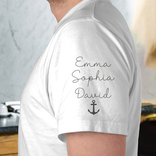 I Run A Tight Shipwreck - Personalized Shirt