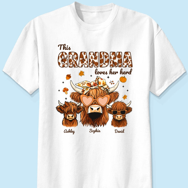 Fall Highland Cow Mom Grandma Personalized Sweatshirt, Cozy Fall Vibe Sweatshirt