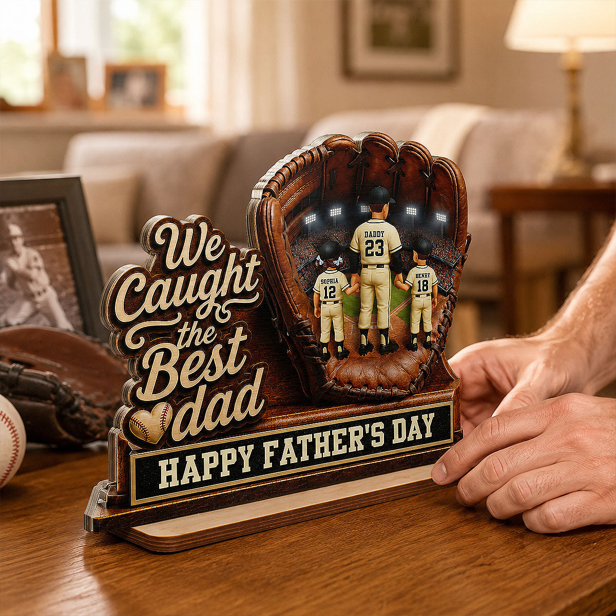 We Caught The Best Dad Dad & Kids In Glove - Personalized 2-Layered Wooden Plaque - Happy For Baseball Dad