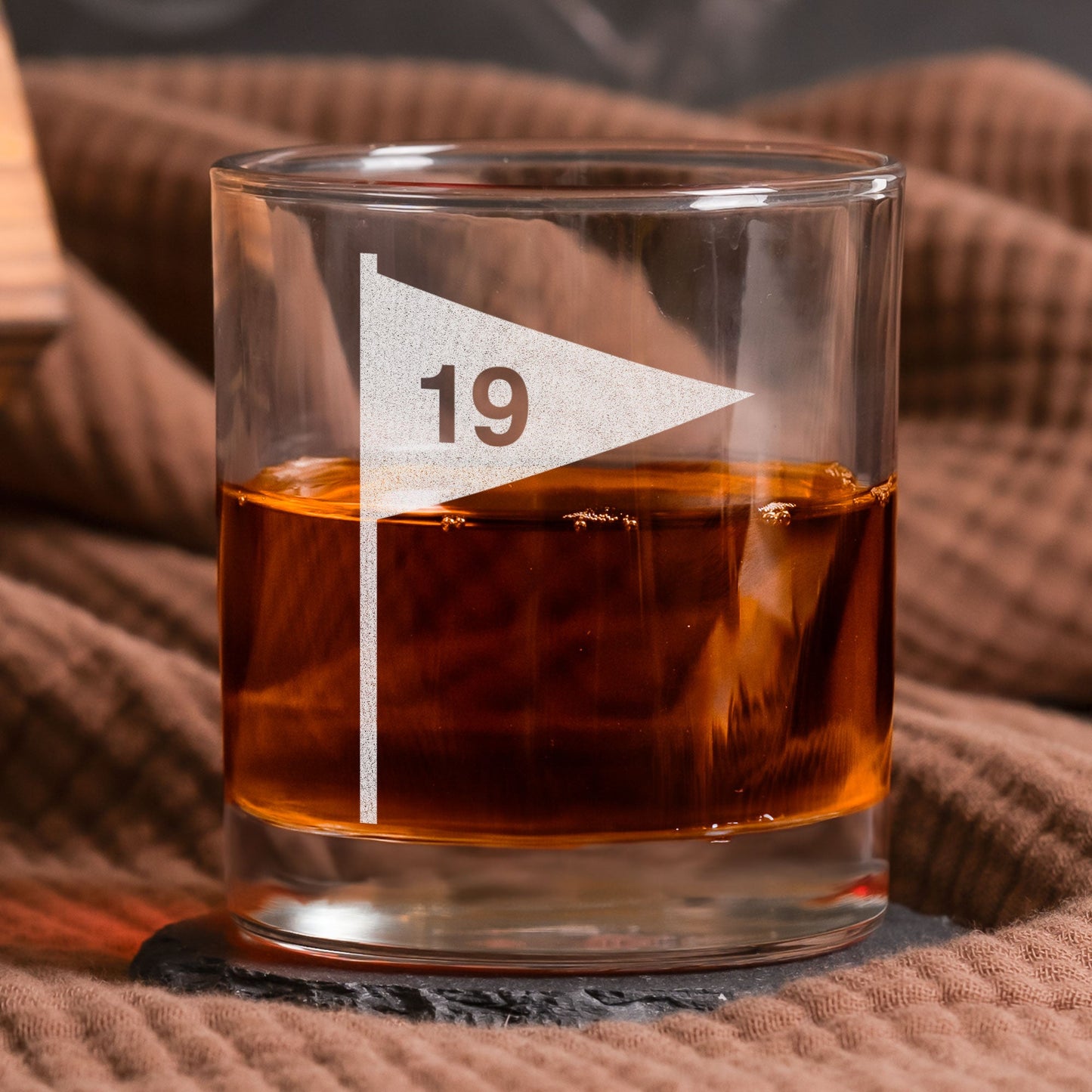 19Th Hole - For Golfers, Golf Lovers, Husband, Dad, Grandpa - Personalized Whiskey Glass