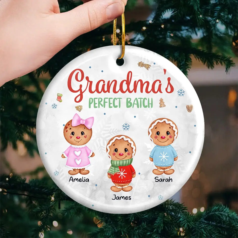 Gingerbread Smells Like Home And Family Gatherings During The Holidays - Family Personalized Custom Ornament - Ceramic Round Shaped - Christmas Gift For Mom, Grandma