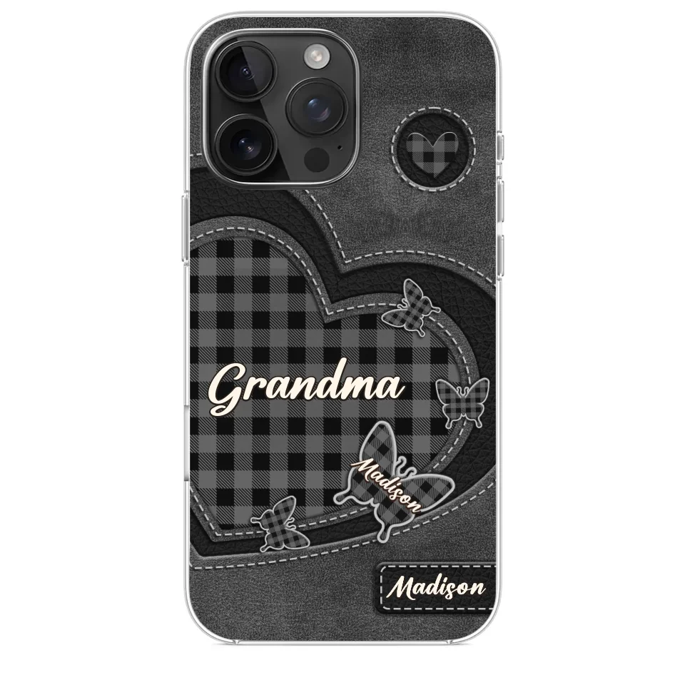 Grandma’s Love Is A Hug That Never Ends - Family Personalized Custom Clear Phone Case - Gift For Mom, Grandma
