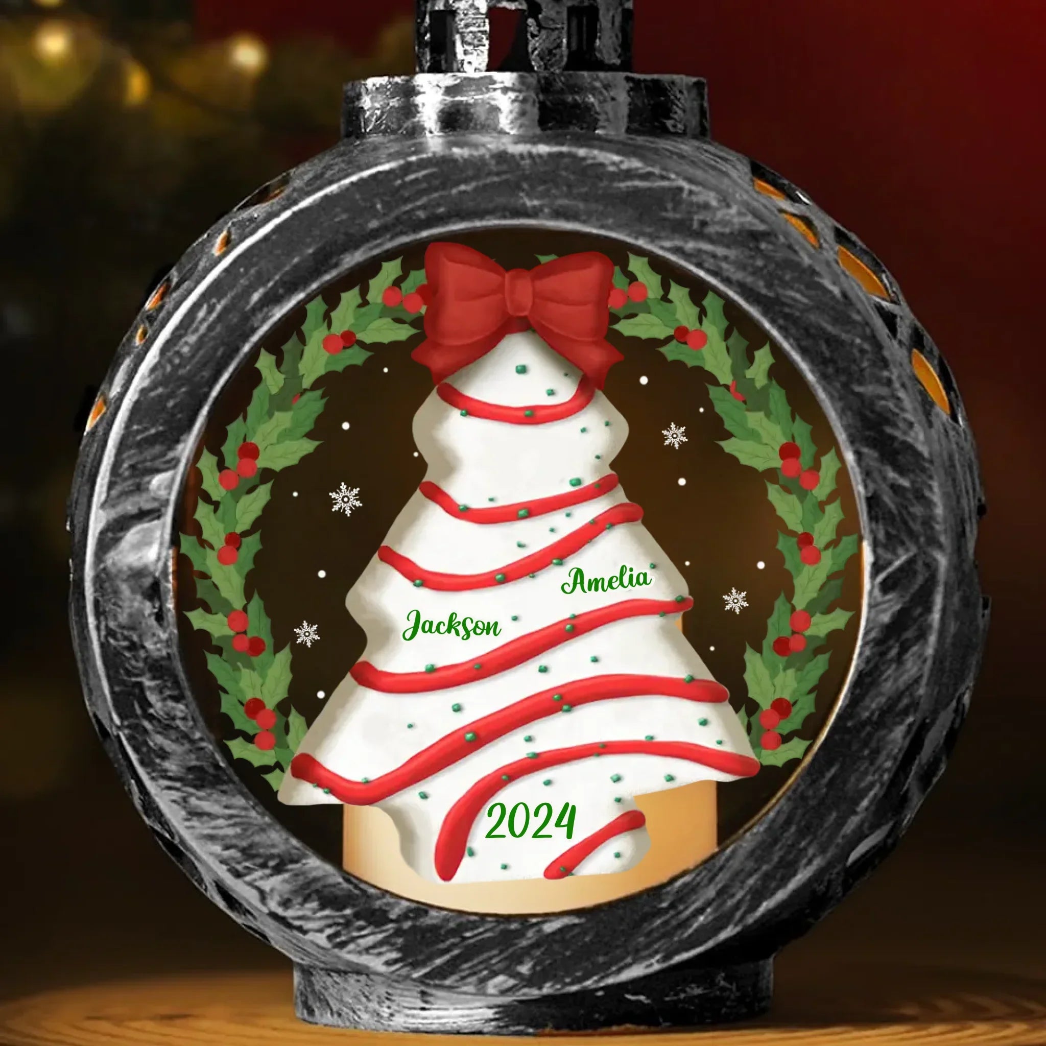 Creating Memories With The Ones I Love Most - Family Personalized Custom Candlelight Lantern Ornament - Christmas Gift For Family Members