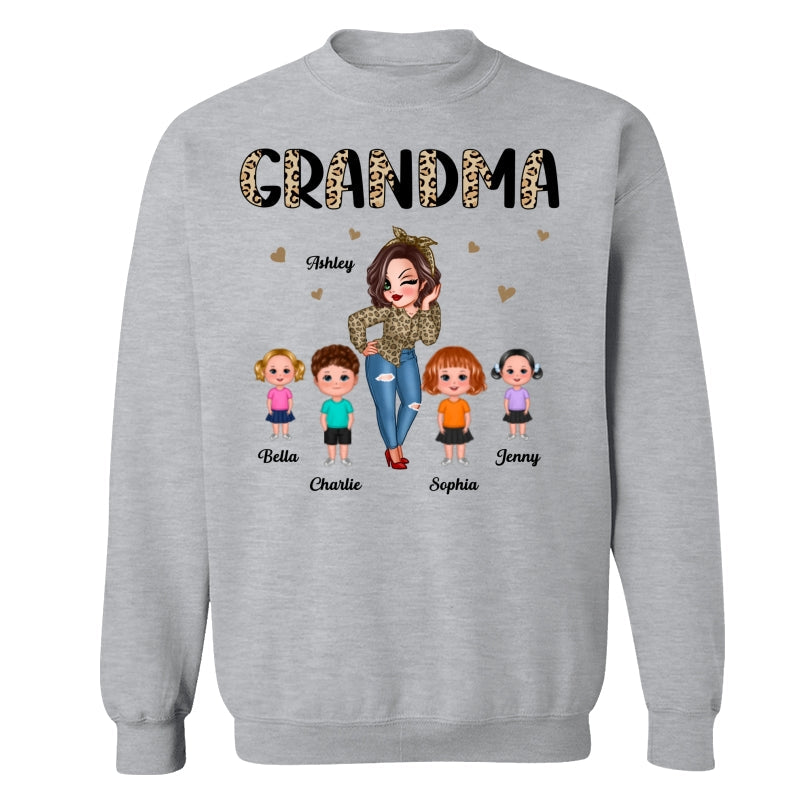 Half Leopard Pretty Grandma With Grandkids Personalized Shirt