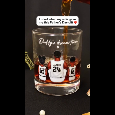 Basketball Daddy's Dream Team - Personalized Whiskey Glass - Gift for Basketball Dads