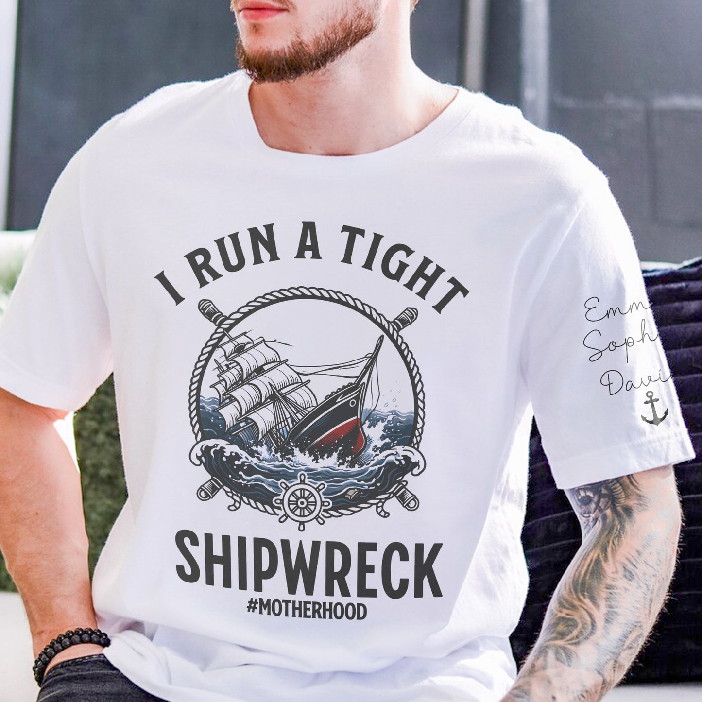 I Run A Tight Shipwreck - Personalized Shirt