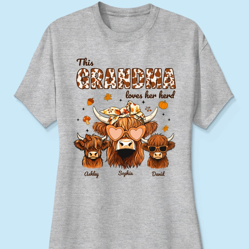 Fall Highland Cow Mom Grandma Personalized Sweatshirt, Cozy Fall Vibe Sweatshirt