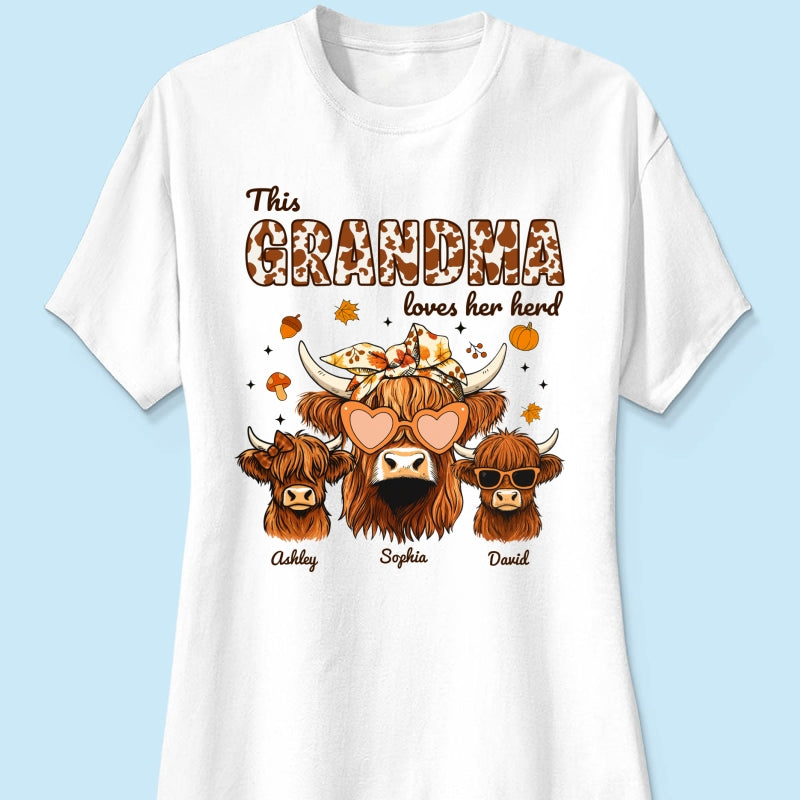 Fall Highland Cow Mom Grandma Personalized Sweatshirt, Cozy Fall Vibe Sweatshirt