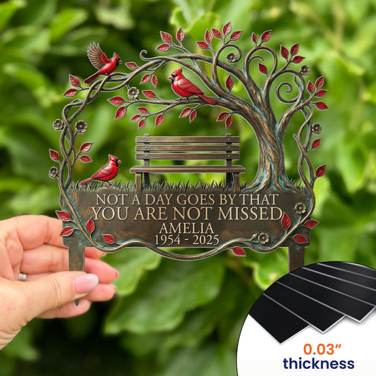 Memorial Stake Cardinal Remembrance Gift - Personalized Garden Stake