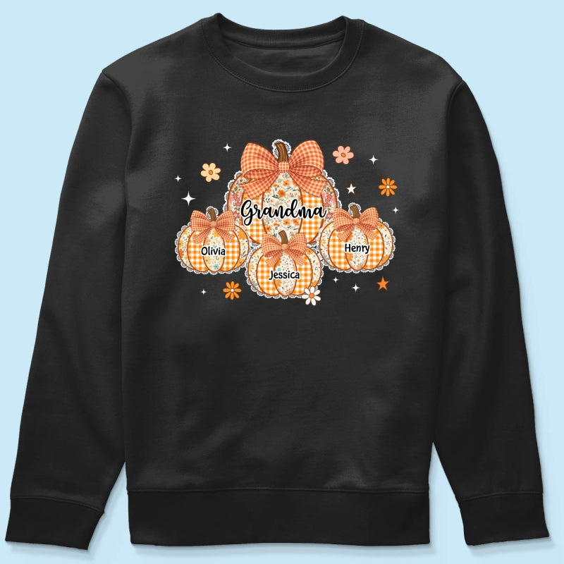 Lace Pattern Grandma Custom Pumpkins With Kids Names - Personalized Shirt - Gift For Grandmas, Fall Vibe Cozy Shirt