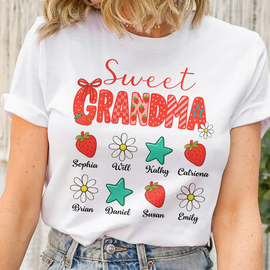 Sweet Grandma And Kids Strawberry Pattern - Personalized Shirt