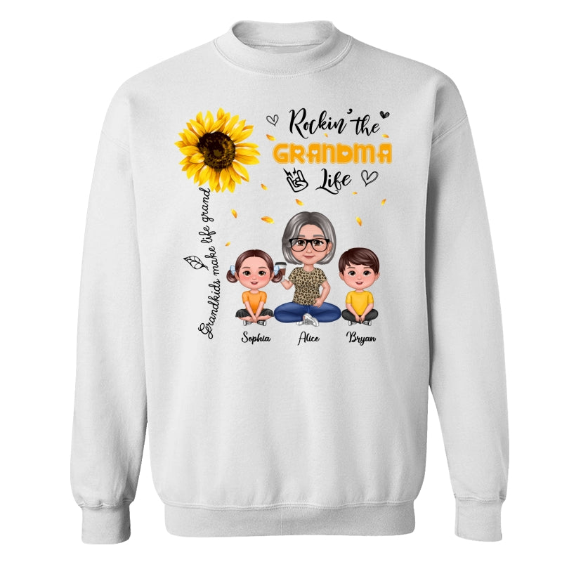 Rockin‘ The Grandma Life Sunflower Pretty Doll Personalized Shirt