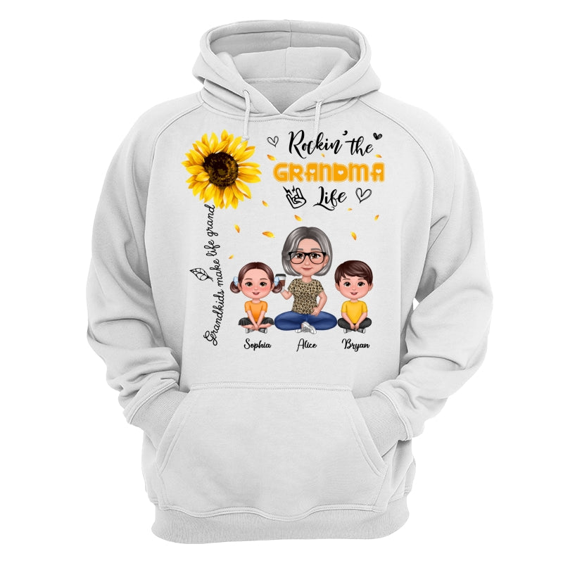 Rockin‘ The Grandma Life Sunflower Pretty Doll Personalized Shirt